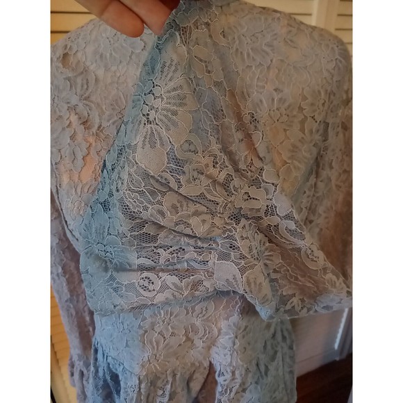 A. Calin Flying Tomato Anthropology Large lavender Lace Bell Sleeve Blou… - Picture 8 of 16